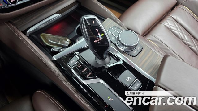 BMW 5 Series (G30) 520i M Sport 2020 — фото 9