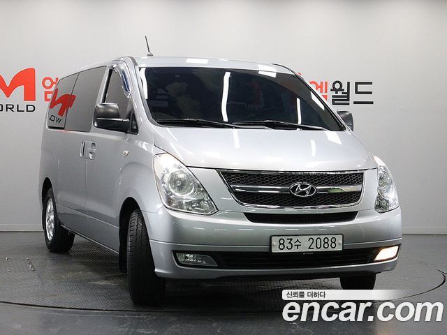 Hyundai Grand Starex 5-Seater VAN CVX Luxury 2012 — фото 2