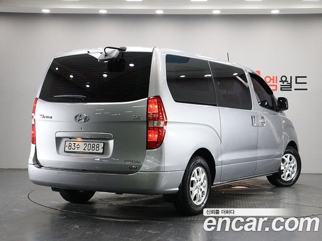 Hyundai Grand Starex 5-Seater VAN CVX Luxury 2012 — фото 3