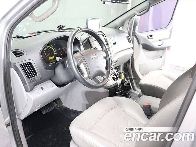 Hyundai Grand Starex 5-Seater VAN CVX Luxury 2012 — фото 22