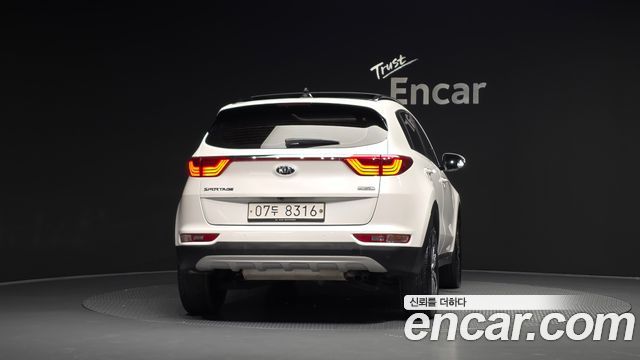 Kia Sportage (IV) Diesel 1.7 2wd Noblesse 2018 — фото 4