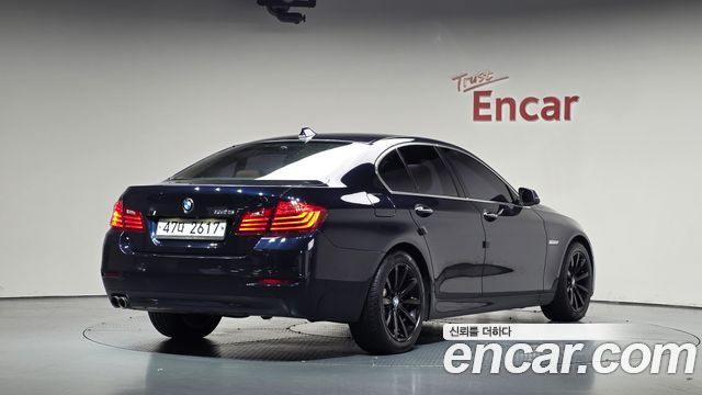 BMW 5 Series (F10) 528i 2014 — фото 2
