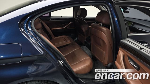 BMW 5 Series (F10) 528i 2014 — фото 12