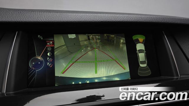 BMW 5 Series (F10) 528i 2014 — фото 15