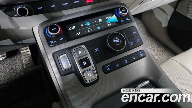 Hyundai Palisade Diesel 2.2 2WD Prestige 2023 — фото 9
