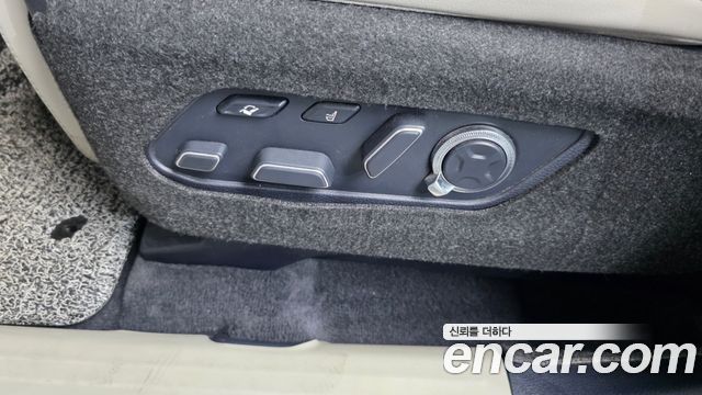 Hyundai Palisade Diesel 2.2 2WD Prestige 2023 — фото 17