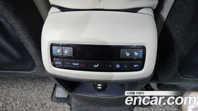 Hyundai Palisade Diesel 2.2 2WD Prestige 2023 — фото 19