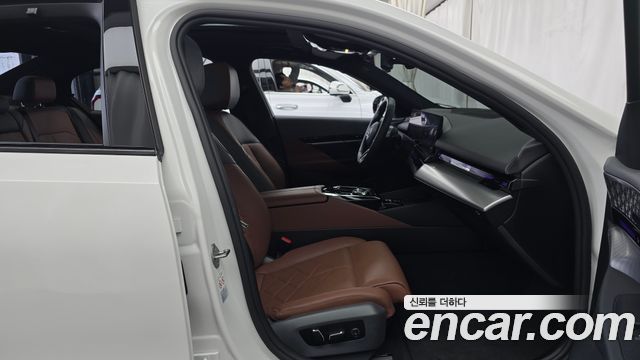 BMW 5 Series (G60) 530i xDrive M Sport 2024 — фото 11