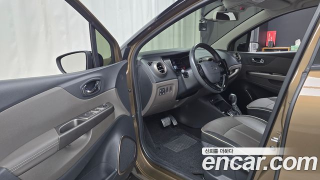 Renault Korea QM3 RE Signature 2016 — фото 10