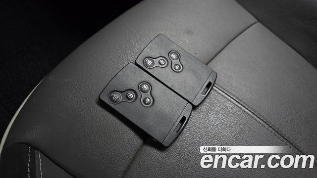 Renault Korea QM3 RE Signature 2016 — фото 18