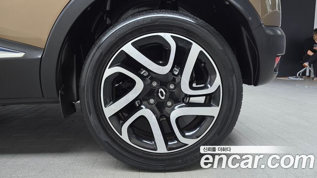 Renault Korea QM3 RE Signature 2016 — фото 21