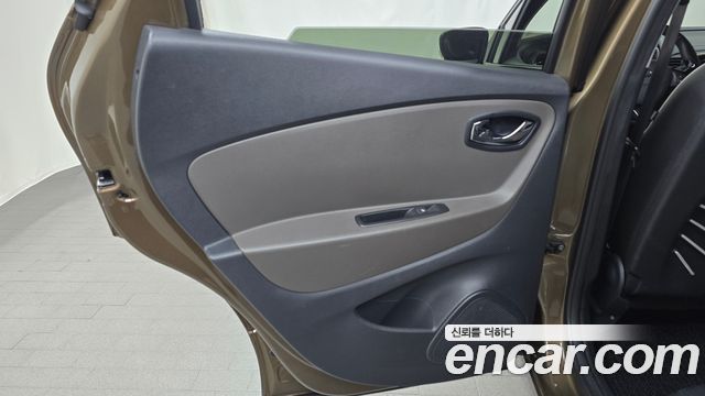 Renault Korea QM3 RE Signature 2016 — фото 25