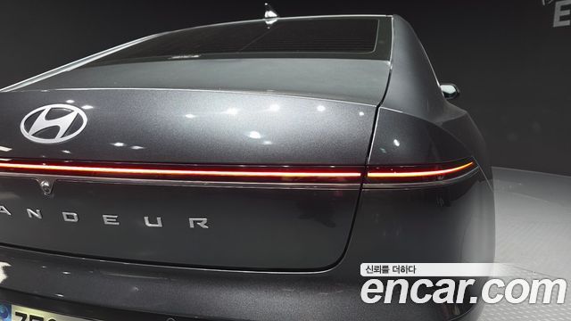 Hyundai Grandeur Hybrid (GN7) Premium 2023 — фото 23
