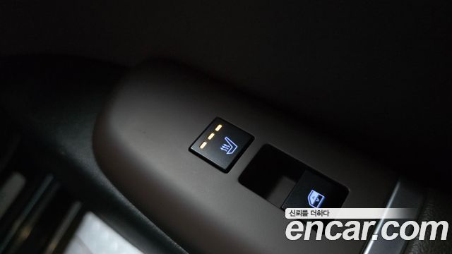 Hyundai Grandeur Hybrid (GN7) Premium 2023 — фото 28