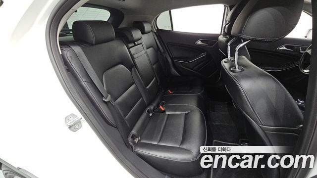 Mercedes-Benz GLA-Class (X156) GLA220 2019 — фото 11