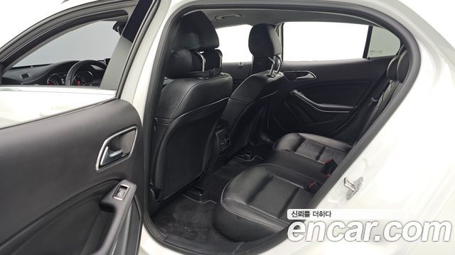 Mercedes-Benz GLA-Class (X156) GLA220 2019 — фото 12