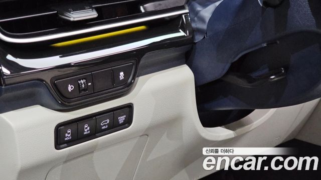 Kia Carnival (IV) HEV 9seater Gravity 2025 — фото 13
