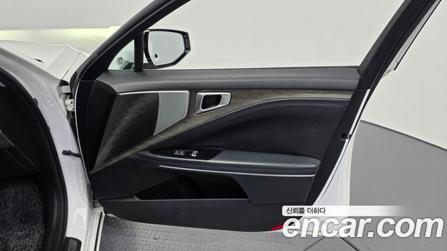 Kia K8 2.5 Gasoline 2WD Noblesse 2022 — фото 25