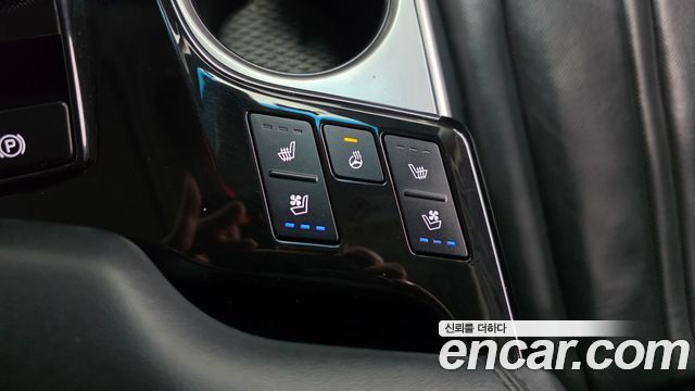 Kia K8 2.5 Gasoline 2WD Noblesse 2022 — фото 32