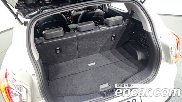 KG Mobility (SsangYong) Tivoli Armor Diesel VX 2WD 2018 — фото 30