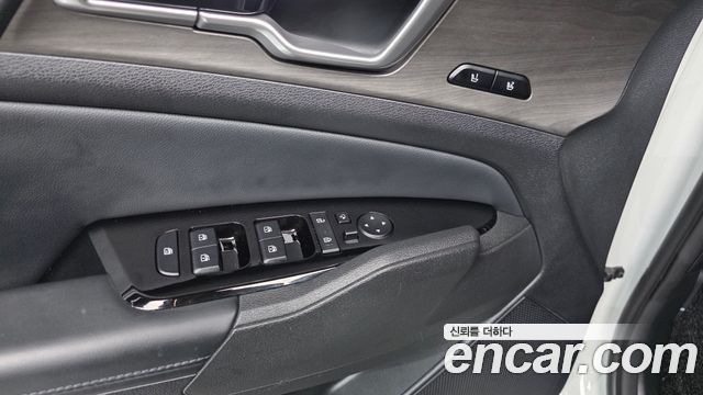 Kia Sportage (V) Gasoline 1.6 Turbo 2WD Signature 2023 — фото 11