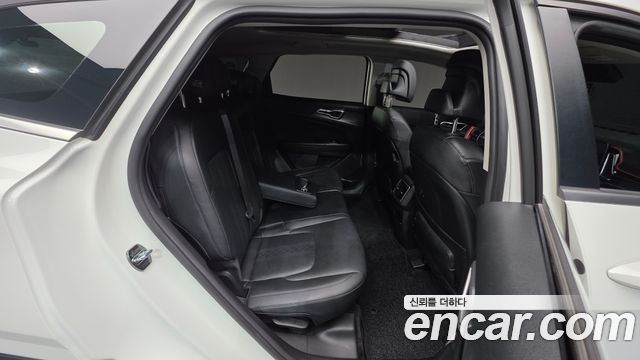 Kia Sportage (V) Gasoline 1.6 Turbo 2WD Signature 2023 — фото 18