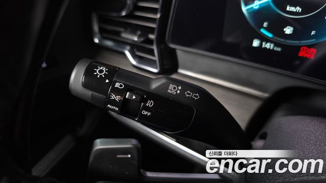 Kia Sportage (V) Gasoline 1.6 Turbo 2WD Signature 2023 — фото 34