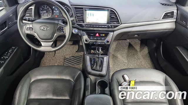 Hyundai Avante (AD) 1.6 GDI Value Plus 2017 — фото 7