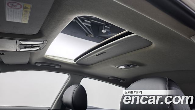 Kia Niro 1.6 PHEV Noblesse Special 2020 — фото 19