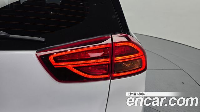 Kia Niro 1.6 PHEV Noblesse Special 2020 — фото 23