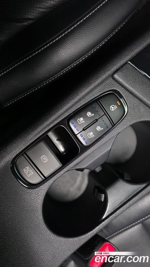 Kia Niro 1.6 PHEV Noblesse Special 2020 — фото 28