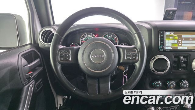 Jeep Wrangler (JK) 2.8 Diesel Rubicon 4Door 2015 — фото 13