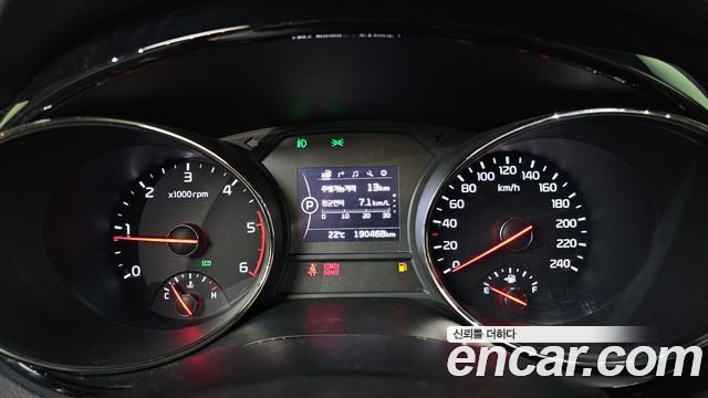 Kia Carnival 9-seater Hi-Limousine Prestige 2018 — фото 8