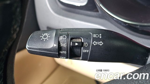 Kia Carnival 9-seater Hi-Limousine Prestige 2018 — фото 17