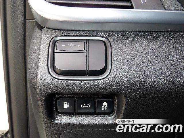 Kia K5 (II) 2.0 MX Prestige 2018 — фото 17