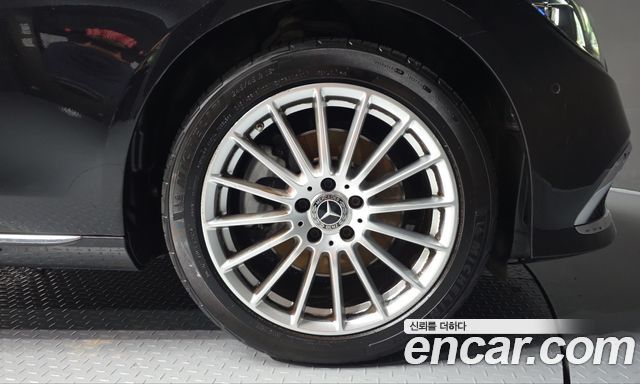 Mercedes-Benz E-Class (W213) E250 Exclusive 2021 — фото 27