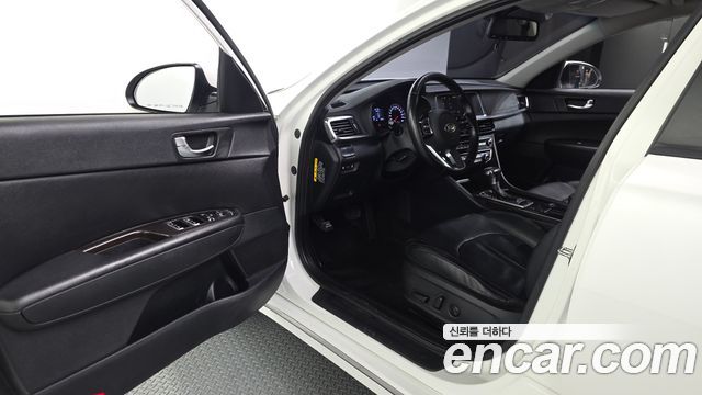 Kia K5 (II) 2.0 Prestige 2019 — фото 10