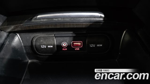 Kia K5 (II) 2.0 Prestige 2019 — фото 17