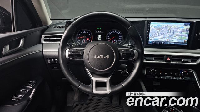 Kia K5 (III) 2.0 Trendy 2023 — фото 12