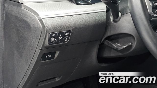 Kia K5 (III) 2.0 Trendy 2023 — фото 18