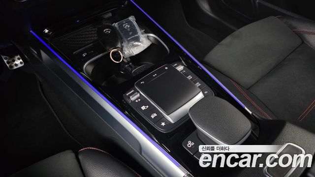 Mercedes-Benz GLB-Class (X247) AMG GLB35 4MATIC 2023 — фото 18