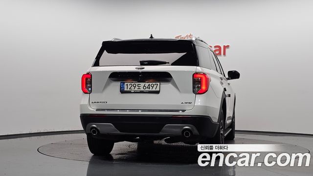 Ford Explorer (VI) 2.3 LimIted 4WD 2021 — фото 4