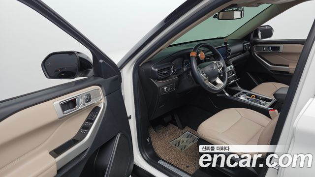 Ford Explorer (VI) 2.3 LimIted 4WD 2021 — фото 10