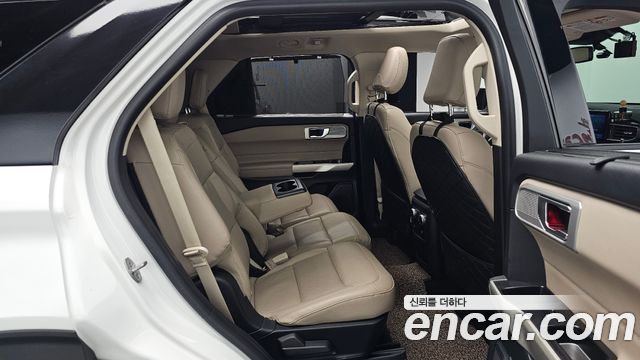 Ford Explorer (VI) 2.3 LimIted 4WD 2021 — фото 12