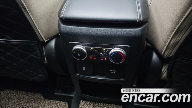 Ford Explorer (VI) 2.3 LimIted 4WD 2021 — фото 19