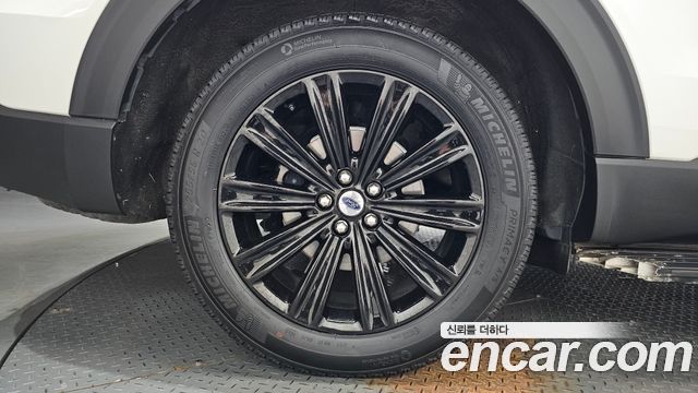 Ford Explorer (VI) 2.3 LimIted 4WD 2021 — фото 21