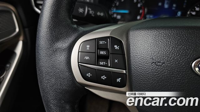 Ford Explorer (VI) 2.3 LimIted 4WD 2021 — фото 36