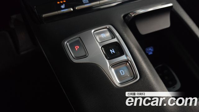 Hyundai Grandeur (IG) 3.0 LPi Rent Car Modern 2023 — фото 9
