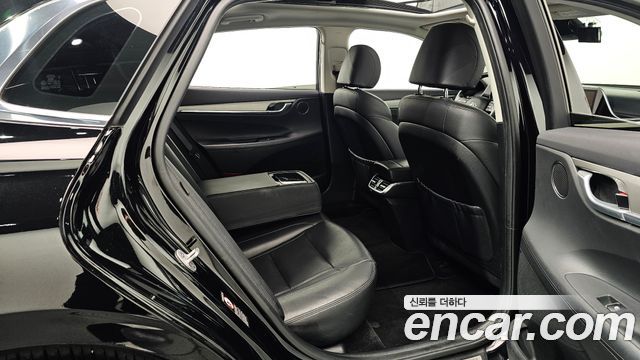 Hyundai Grandeur (IG) 3.0 LPi Rent Car Modern 2023 — фото 12