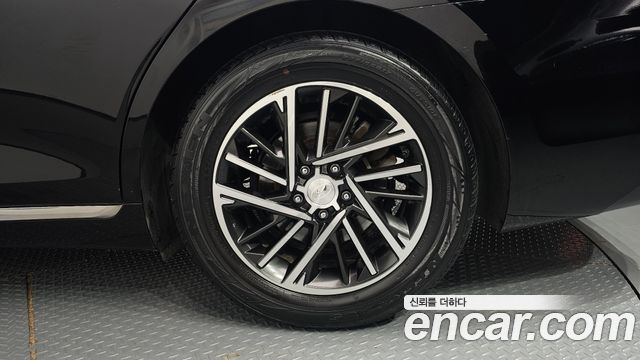 Hyundai Grandeur (IG) 3.0 LPi Rent Car Modern 2023 — фото 21